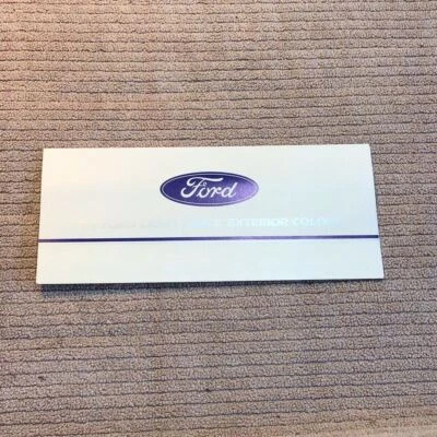 Folleto de folleto de colores exteriores Ford Light Truck 1994 Foto 1 de 3