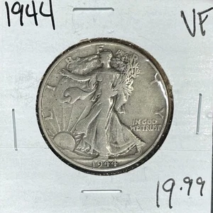 1944-P WALKING LIBERTY SILVER HALF DOLLAR ~  VF ~NICE COIN~ - Picture 1 of 2