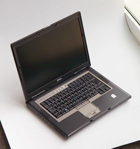 Dell Precision M4300 Laptop Window 10 Pro 4GB RAM Intel Core T8300 Duo CPU 120GB - Picture 1 of 8