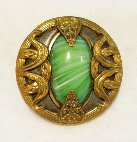 FANTASTIC DECORATIVE BRASS GAY 90'S BUTTON W/AN OVAL MOTTLED GREEN STONE 1-1/2" Cover