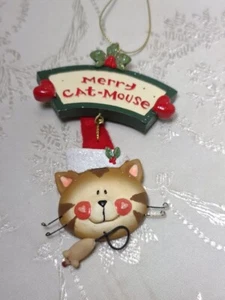 Merry Cat-Mouse resin ornament - Picture 1 of 4