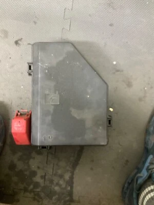 GMC Acadia 2011 caja de fusibles conexión OEM 20913282 módulo 784-7d3 Foto 1 de 4