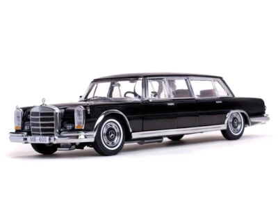 Mercedes 600 Pullman Limo Die-Cast 1/18 - Image 1 of 4