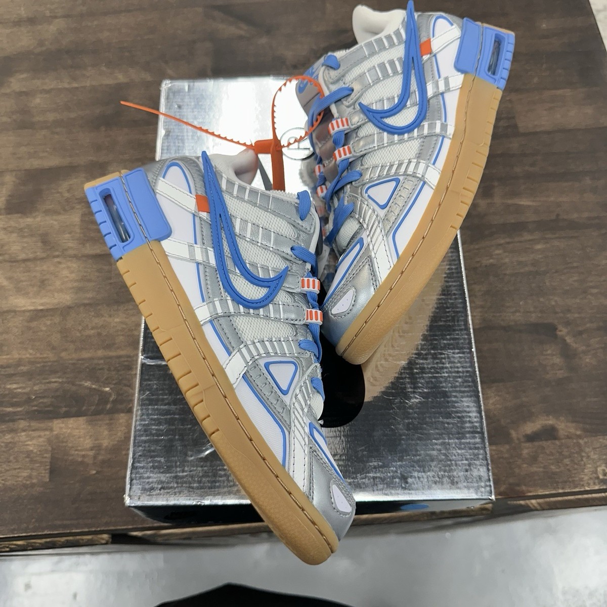 Nike Off-White x Air Rubber Dunk University Blue for Sale Nike Off-White x Air Rubber Dunk University Blue for Sale