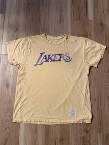 Authentic Retro Sport Vintage LA Lakers Yellow T Shirt Large Made In USA NBA - Picture 1 of 13