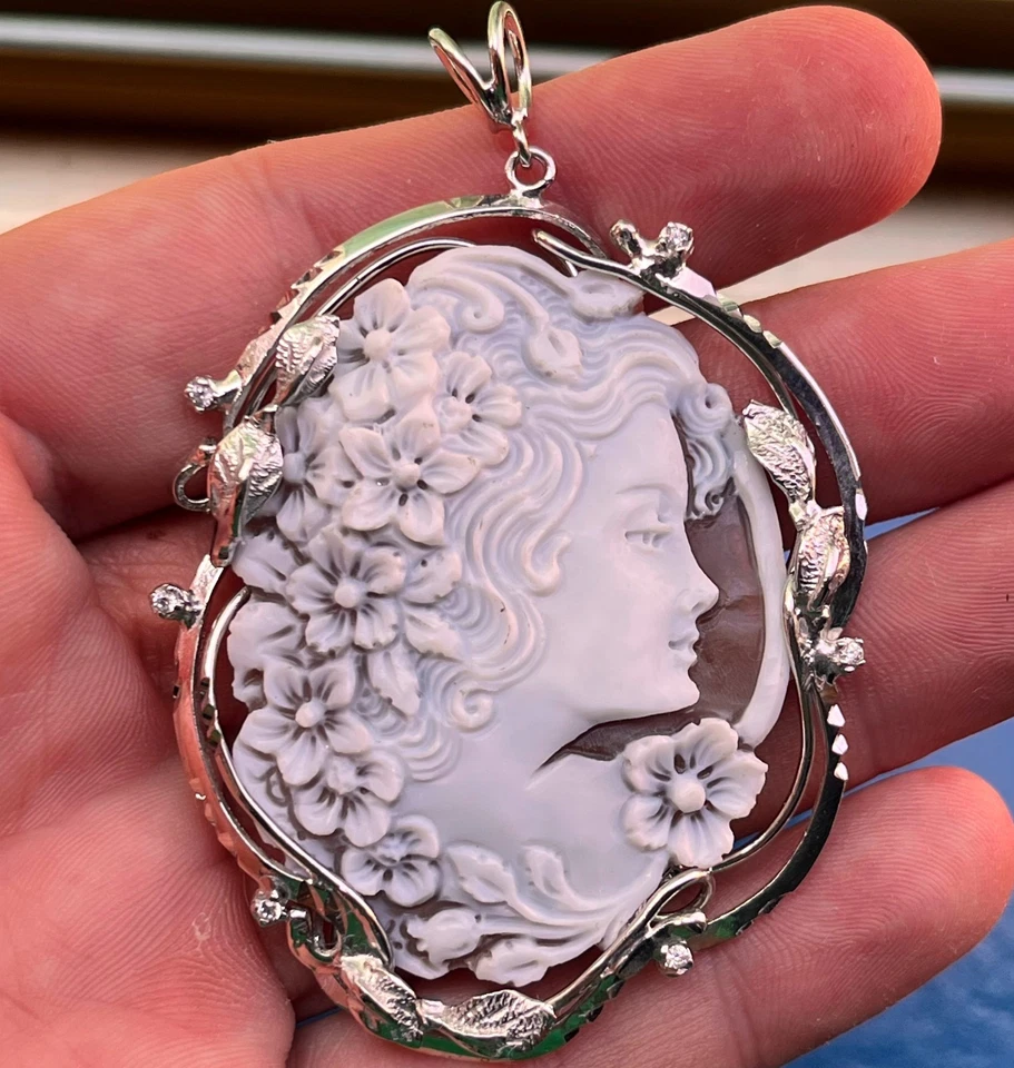 Colar pingente amuleto da sorte concha camafeu estilo vintage ITÁLIA genuíno feito à mão - Imagem 1 de 4
