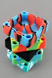 Cenicero de silicona 12,5 x 12,5 x 3,7 cm NUEVO cenicero de silicona - Imagen 1 de 1