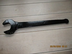 Grande douille clé à molette 2 5/8" AF NEUF - Photo 1/3