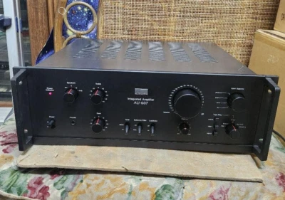 Sansui Integrated Amplifier AU-607 Good condition Operation confirmed From Japan - Image 1 of 4