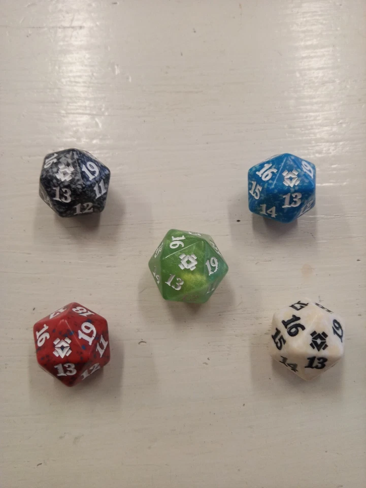 5 dadi rinascita di zendikar Magic The Gathering - Immagine 1 di 1