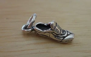 Botín de fútbol de béisbol y golf de plata esterlina 3D 16x15 mm dije - Imagen 1 de 7