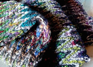 WOOL & CASHMERE LUXURY BOUCLE CHEVRON KNIT 25 COLOUR VARIATION MADE IN ITALY C7 - Picture 1 of 13