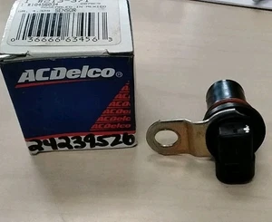 Genuine GM#24239526 (91-99) Buick Chevrolet Oldsmobile LS Vehicle Speed Sensor - Picture 1 of 3
