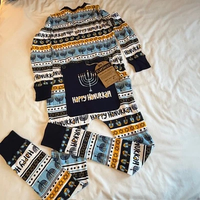 LAZY ONE Hanukkah Pijama de Una Pieza Largo John Trap Puerta Solapa Gatos Talla M Nuevo con Etiquetas Foto 1 de 4