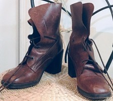 charles david combat boots