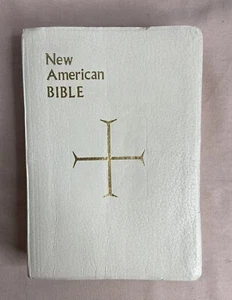 St Joseph Edition of the New American Bible 1970 Large Type Catholic Illustrated - Imagen 1 de 7