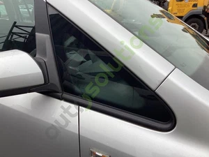 VAUXHALL Zafira B MKII Quarter Window Right Front - Picture 1 of 7