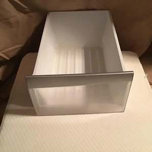 LG Refrigerator : Crisper Drawer : Left (AJP72910201 / AJP72910212) {P6597} used - Picture 1 of 1