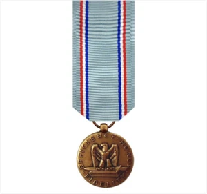 GENUINE U.S. AIR FORCE MINIATURE MEDAL: GOOD CONDUCT - Picture 1 of 1