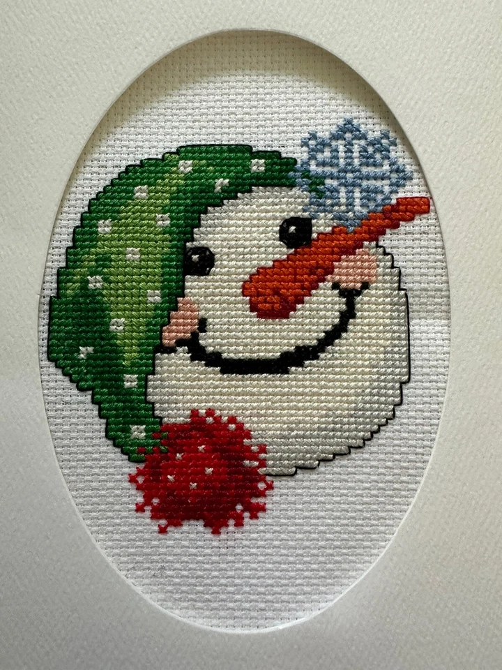 TARJETA PUNTO DE CRUZ TERMINADA COMPLETA ''MUÑECO DE NIEVE LINDO"" Foto 1 de 1