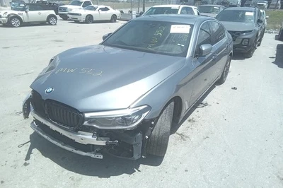 2019 BMW 540i Transmission OEM 84K Miles - LKQ431042658 - Image 1 of 4