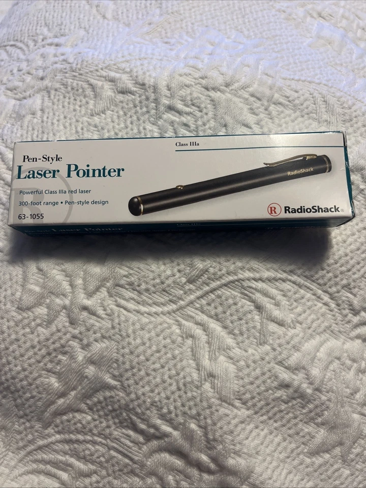 Vintage Rare NOS RadioShack Laser Pointer 63-1055 300 Foot Range Original Box