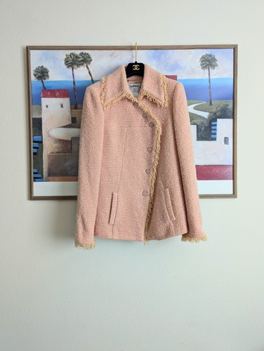 Cappotto CHANEL vintage autunno 2001 tweed pastello con frange e bottoni cocco FR38