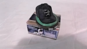 Houston Astros Gold Star Cap 2009 SGA Collectible 1994-1999 - Picture 1 of 5