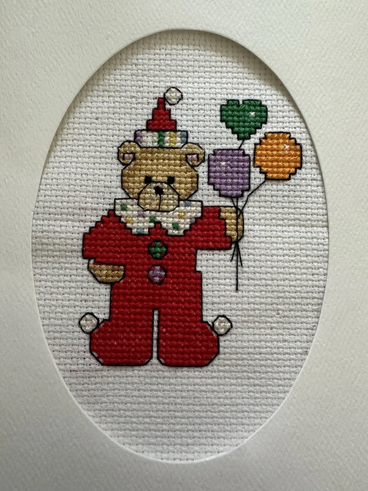 TARJETA PUNTO DE CRUZ TERMINADA COMPLETA ''OSO DE NAVIDAD' Foto 1 de 1