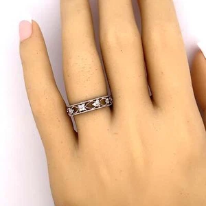 Diamond 9ct White Gold Filigree Ring - Picture 1 of 11