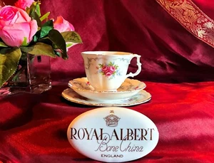 Royal Albert Tranquility 1 Trio 1st quality England - Picture 1 of 14