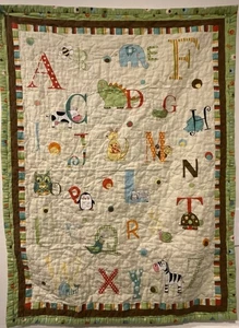 Lit bébé ABC’s 38”X29” matelassé machine vintage occasion - Photo 1/8