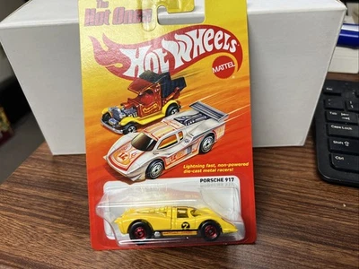 1/64 Hot Wheels Hot Ones Porsche 917 Yellow # 7 02483 - Image 1 of 2