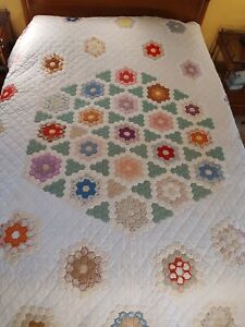 Vintage Hand Made Pieced Quilted Grandmother's Flower Garden Applique Quilt...