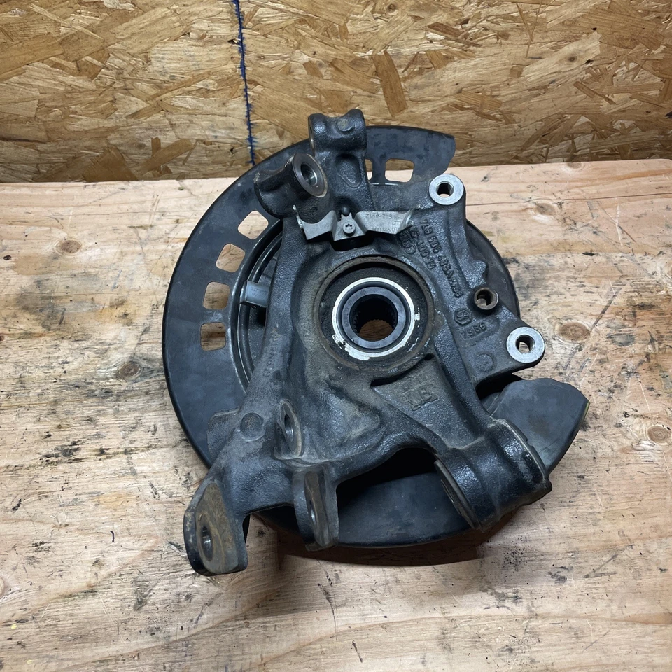 Audi Q7 2007-2015 suspensión trasera izquierda lado conductor nudillo buje montaje husillo  Foto 1 de 4