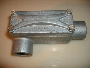 KILLARK XLR-1 1/2" EXPLOSION PROOF CONDUIT FITTING - Picture 1 of 1