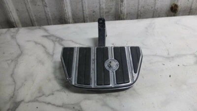 10 Harley FLHTK Electra Glide Ultra Limited Rear Right Floorboard Foot Peg Rest - Image 1 of 4