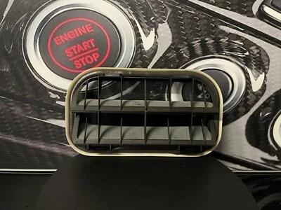 MERCEDES-BENZ (GENUINE OE) NEW Genuine Mercedes-Benz W176 A-Class REAR Wheel Arch Breather Vent A1768302700