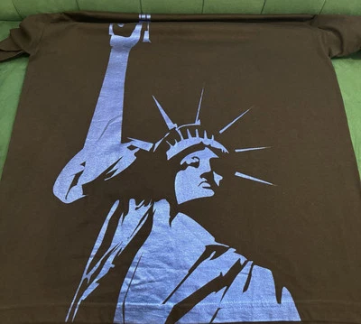 Camiseta Akomplice Clothing Estatua de la Libertad NY Negra/Azul Brillante Para Hombre Talla XL Foto 1 de 4