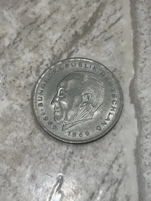 West German 2 Deutsche Mark Coin Konrad Adenauer 1969 - 1987 - Image 1 of 2