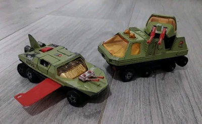 Caja de cerillas Adventure 2000 FLIGHT HUNTER MK-2002 CRUSADER K-2003 1977 de colección Foto 1 de 4