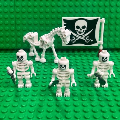 LEGO Skeleton Horse 59228 & Skeleton Minifigures gen047 Halloween +Flag +Weapons - Изображение 1 из 4