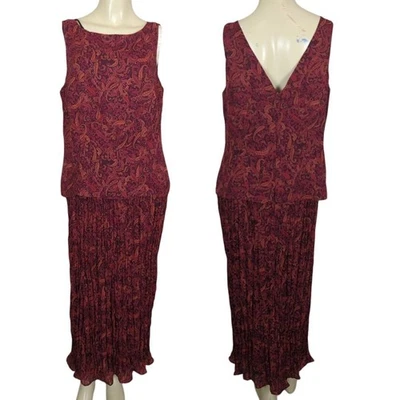 Sheri Martin sleeveless Red Paisley Pleated Maxi dress with Low V back size 14 - Image 1 of 4
