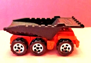 Matchbox 2004 Burger King Promo Dump Truck Tipper Heavy Construction Truck - Picture 1 of 7