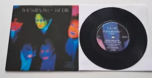 The Cure - In Between Days UK 1985 Fiction Records 7" Single Card Sleeve - Imagen 1 de 2