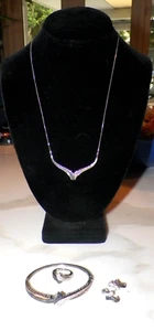 ANILLO DE PULSERA Y PENDIENTES STS CHUCK CLEMENCY 4 PIEZAS COLLAR - Imagen 1 de 14