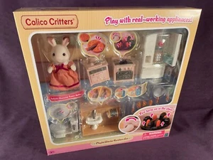 Startermöbelset - Kühlschrankherd WC - Calico Critters Sylvanian - Heidi - Bild 1 von 12