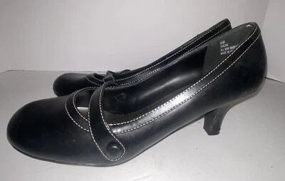 Fashion Bug Slip On Black Man Made Leather Shoes Heels Women's Size 10 - Image 1 of 4