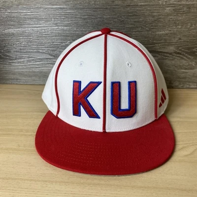 Gorra ajustada Kansas Jayhawks para hombre 7 1/2 roja blanca NCAA béisbol Adidas Foto 1 de 4
