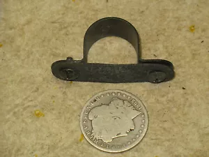 88 KAWASAKI KAF450 B1 MULE INNER FENDER SPLASH GUARD MOUNTING BRACKET CLAMP - Picture 1 of 4